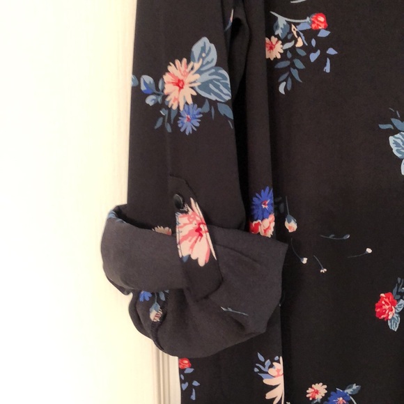 Elegant & Light REITMANS Tunic - EUC - Picture 7 of 9